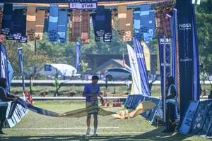 BIB: 
                            <button type="button" onclick="openModal(26788284)" class="btn btn-primary btn-sm float-right btn-popup" data-toggle="modal" data-target=".modal-high-quality">
                        <i class="fas fa-shopping-cart"></i> Add to Cart
                    </button>
                                            <button type="button" onclick="isThisMe(26788284, true)" class="btn btn-success btn-sm float-right btn-popup btn-isme hidden" data-toggle="tooltip" data-placement="bottom" title="นี่คือรูปของคุณใช่ไหม คลิกที่นี่เพื่อเอาเข้าอัลบั้ม">
                        <i class="fas fa-plus"></i> Add to album
                    </button>
                    <button type="button" onclick="isThisMe(26788284, false)" class="btn btn-warning btn-sm float-right btn-popup btn-isnotme hidden">
                        <i class="fas fa-ban"></i> Remove from album
                    </button>